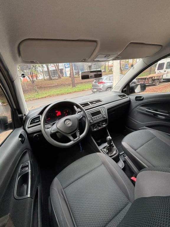 VOLKSWAGEN Voyage - Foto