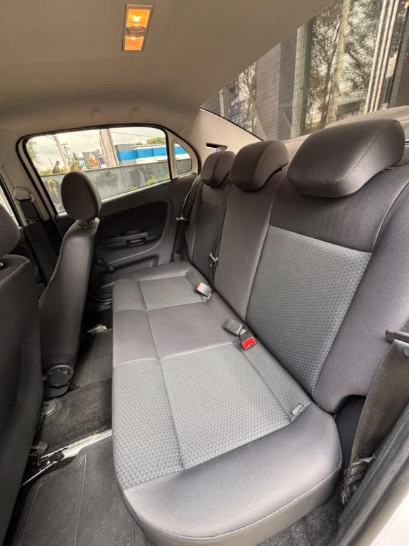 VOLKSWAGEN Voyage - Foto