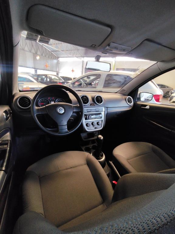 VOLKSWAGEN Voyage - Foto