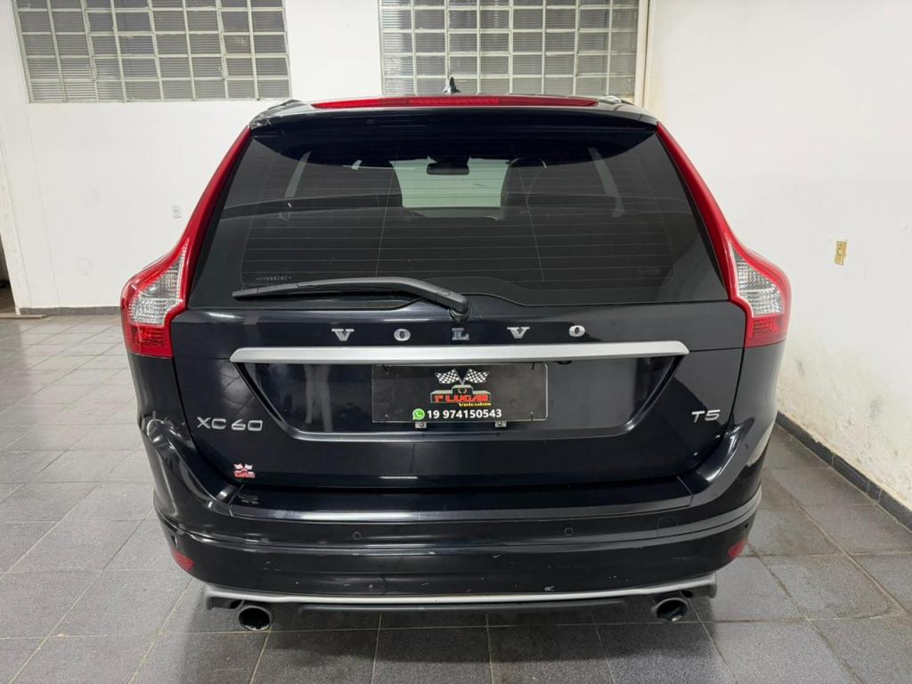VOLVO XC60 - Foto