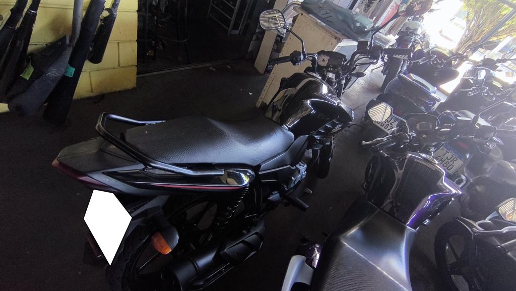YAMAHA Fazer YS 150 - Foto