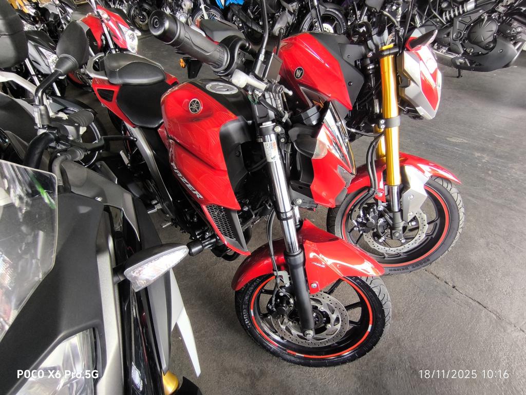 YAMAHA FZ 25 250 Fazer Flex
