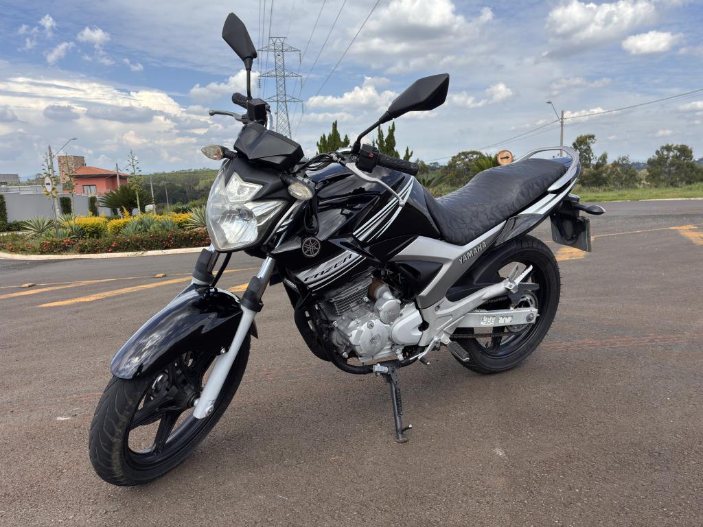 YAMAHA FZ 25 250 Fazer Flex - Foto