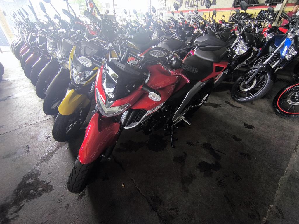 YAMAHA FZ 25 250 Fazer Flex - Foto