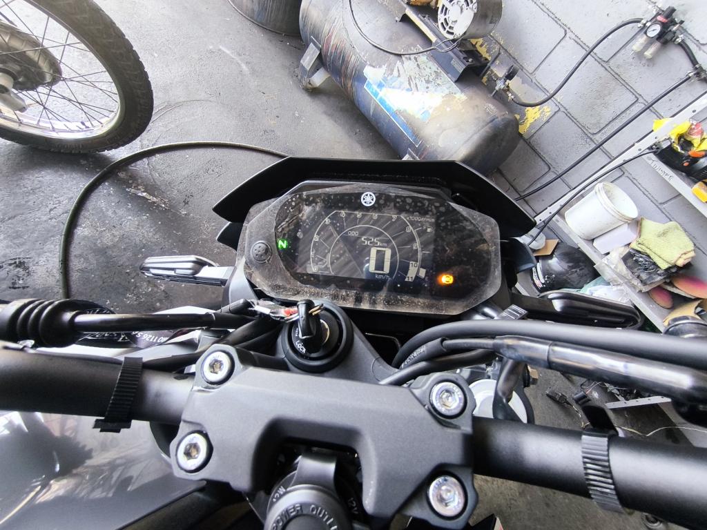 YAMAHA FZ 25 250 Fazer Flex - Foto