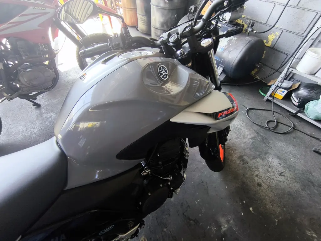 YAMAHA FZ 25 250 Fazer Flex - Foto