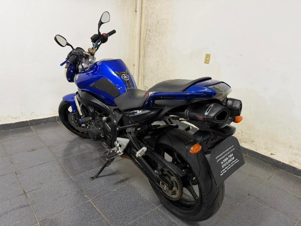 YAMAHA FZ6 Fazer 600 - Foto