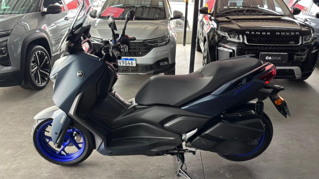 YAMAHA Xmax 250 - Foto