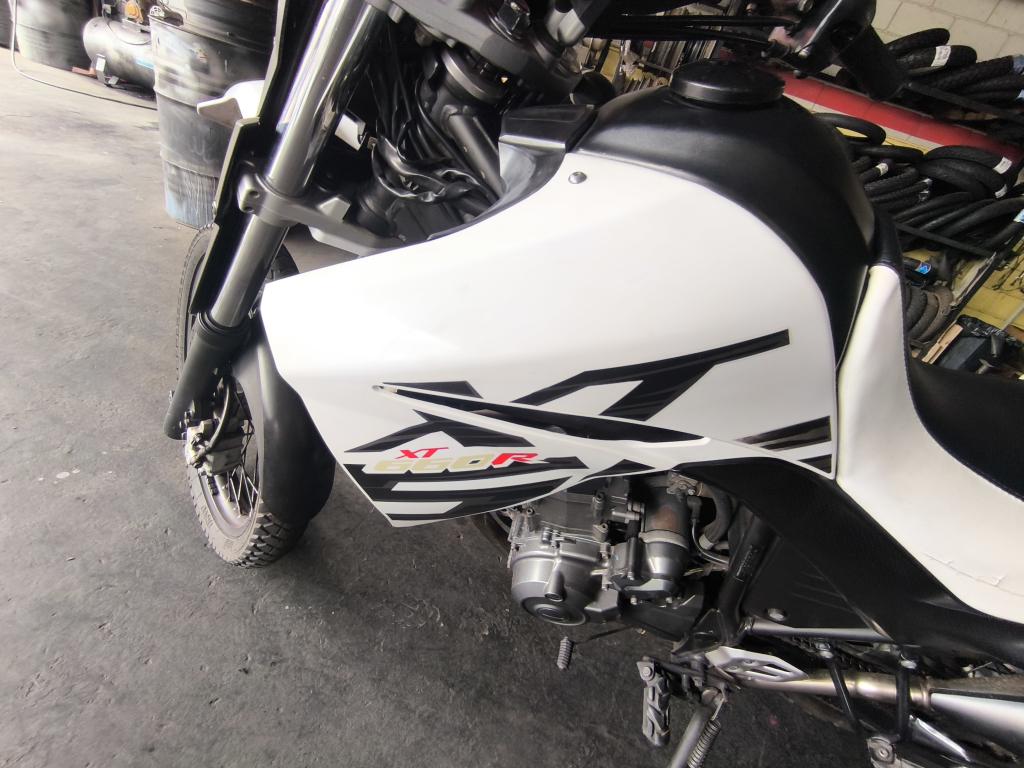 YAMAHA XT 660 R - Foto