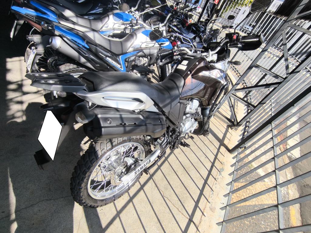 YAMAHA XTZ 250 - Foto