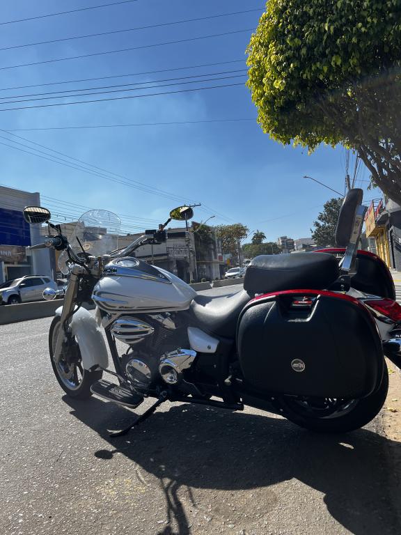 YAMAHA XVS MidnightStar - Foto