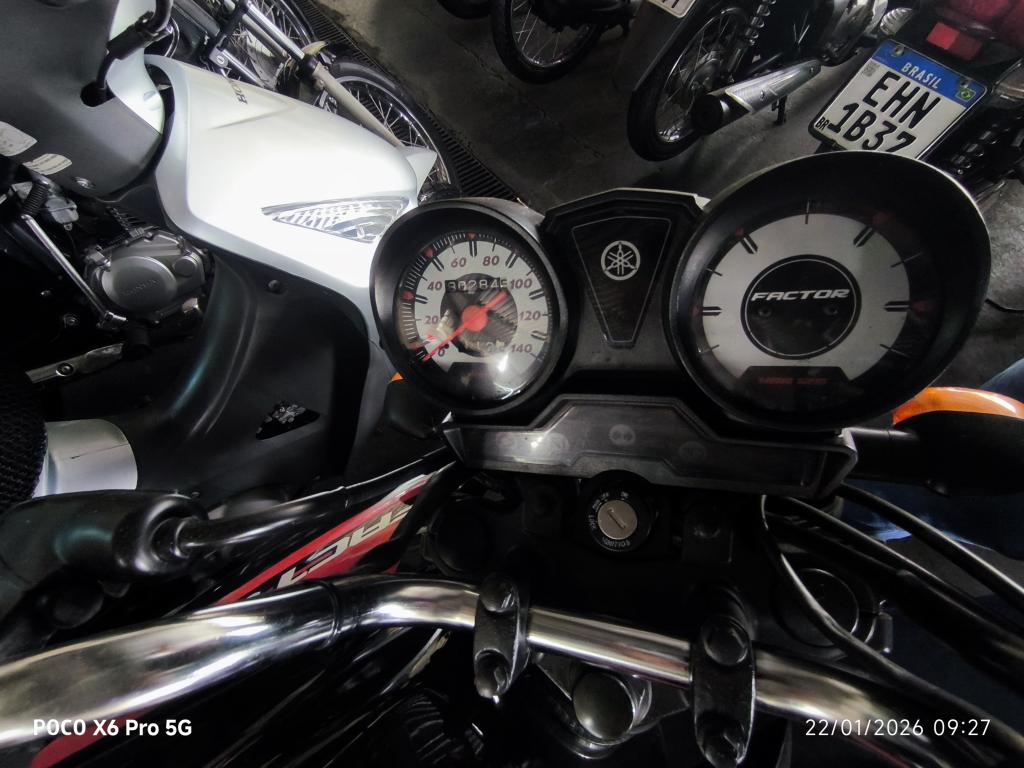 YAMAHA YBR 125 - Foto