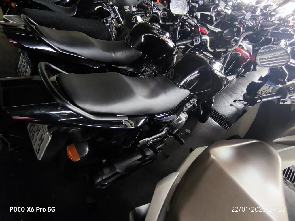 YAMAHA YBR 125 - Foto