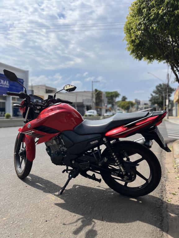 YAMAHA YS Fazer 150 - Foto