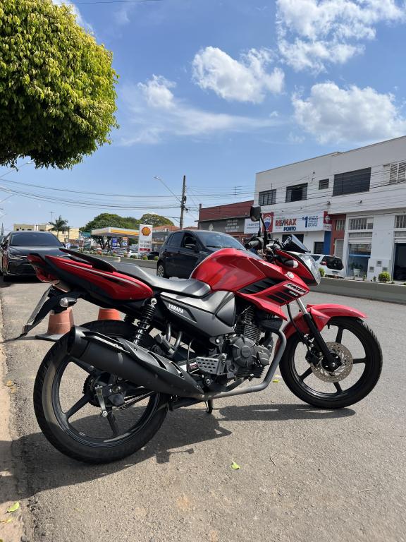 YAMAHA YS Fazer 150 - Foto