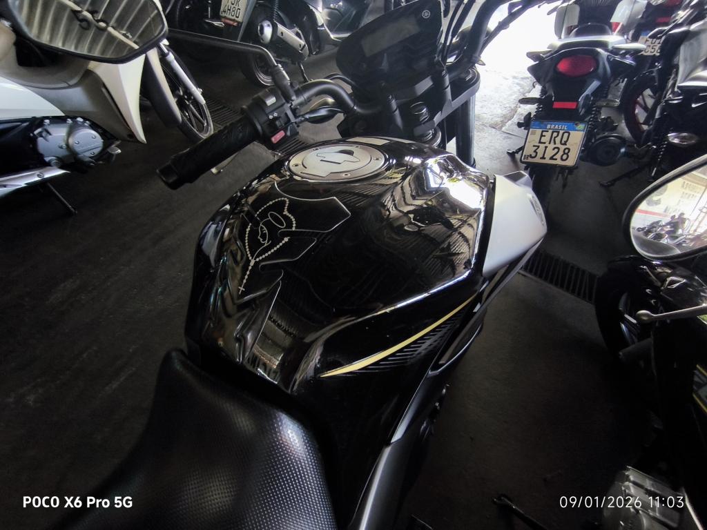 YAMAHA YS Fazer 250 - Foto