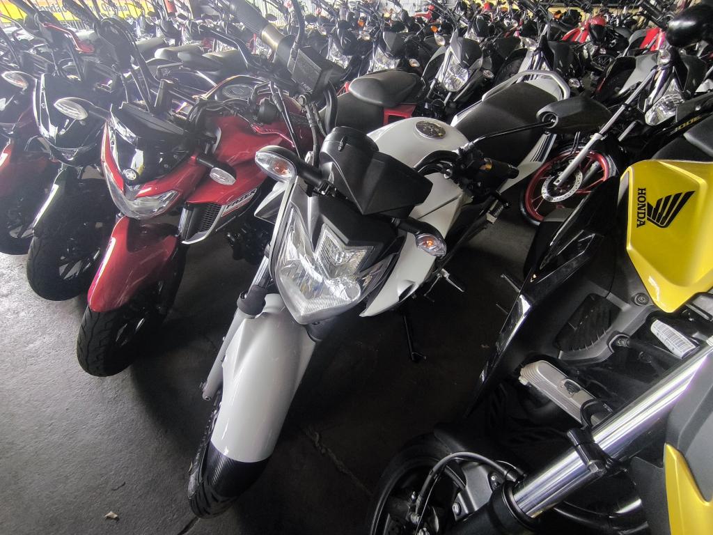 YAMAHA YS Fazer 250