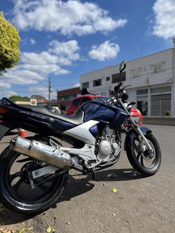 YAMAHA YS Fazer 250 - Foto