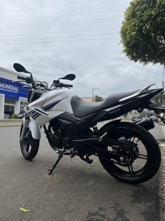 YAMAHA YS Fazer 250
