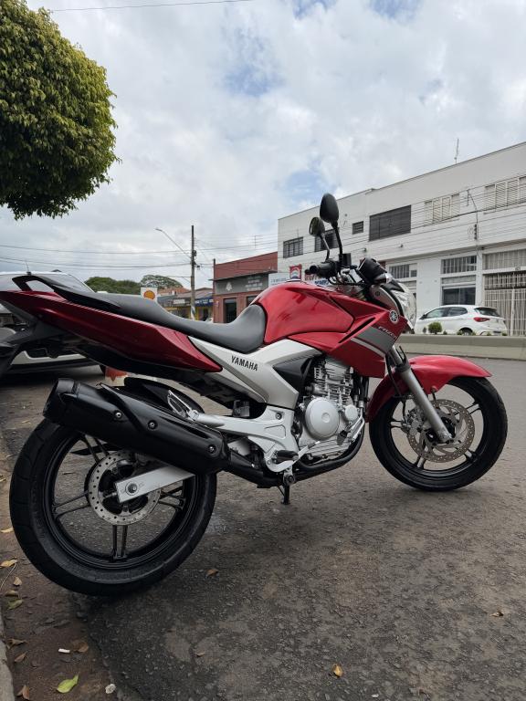 YAMAHA YS Fazer 250 - Foto