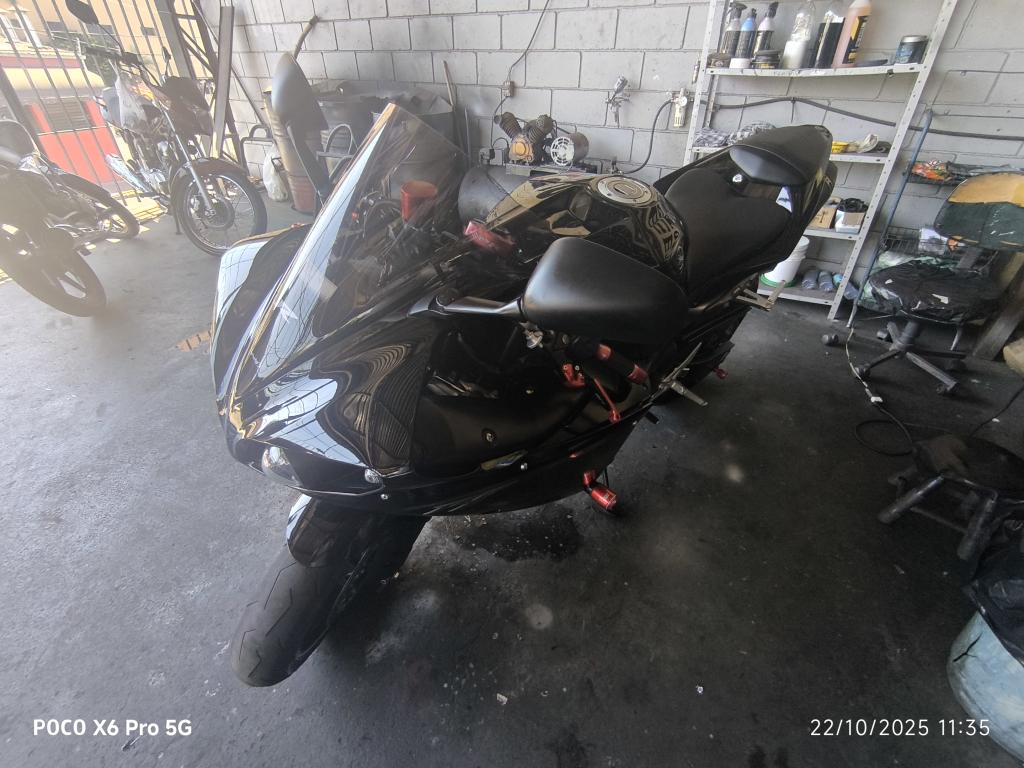 YAMAHA YZF R1 1000