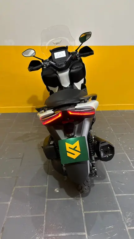 ZONTES 350 E - Foto