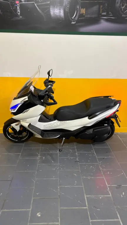ZONTES 350 E - Foto