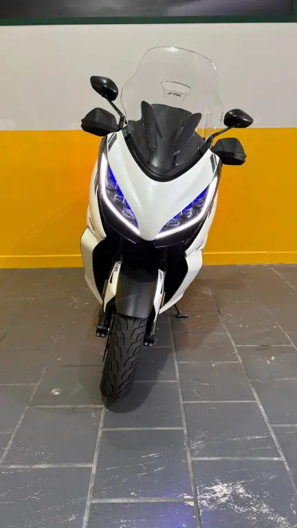ZONTES 350 E - Foto