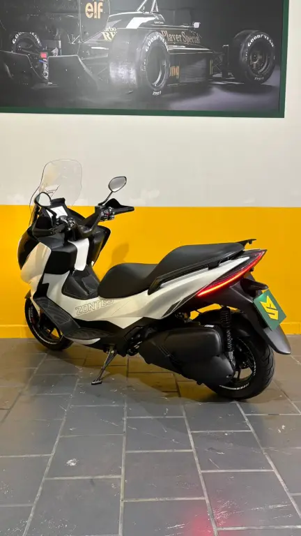 ZONTES 350 E - Foto