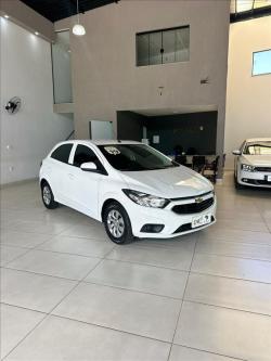 CHEVROLET Onix Hatch 1.0 4P FLEX LT