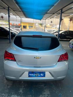 CHEVROLET Onix Hatch 1.0 4P FLEX JOY