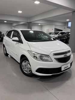 CHEVROLET Onix Hatch 1.0 4P FLEX LT