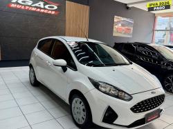 FORD Fiesta Sedan 