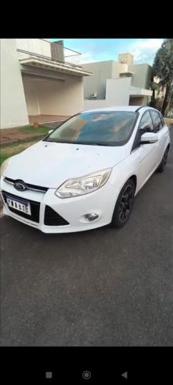 FORD Focus Hatch 2.0 16V 4P FLEX TITANIUM POWERSHIFT AUTOM�TICO