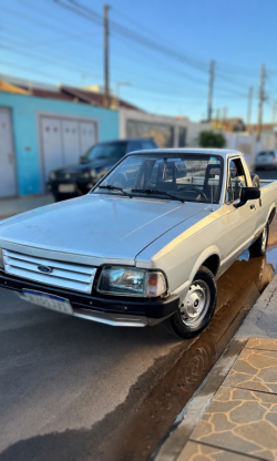 FORD Pampa 1.6 L