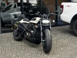 HARLEY DAVIDSON Sportster XL 1200 ROADSTER