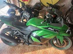 KAWASAKI Ninja 250 R