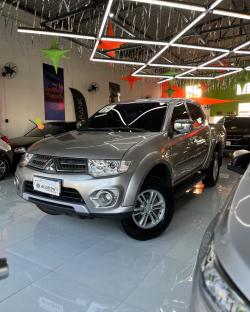 MITSUBISHI L 200 Triton 2.4 16V FLEX HLS CHROME CABINE DUPLA