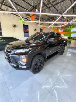 MITSUBISHI L 200 Triton 