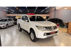 MITSUBISHI L 200 Triton 2.4 16V SPORT HPE TOP 4X4 CABINE DUPLA TURBO DIESEL AUTOMÁTICO