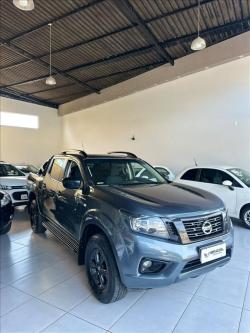 NISSAN Frontier 2.3 ATTACK CABINE DUPLA 4X4 BI-TURBO DIESEL AUTOMÁTICO