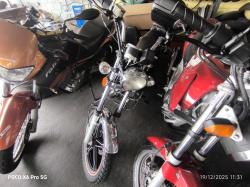 SUZUKI Intruder 125 