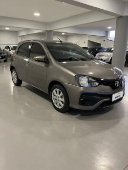 TOYOTA Etios Hatch 1.5 16V 4P FLEX X PLUS AUTOMTICO