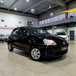 TOYOTA Etios Hatch 1.3 16V 4P FLEX XS