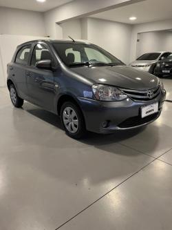 TOYOTA Etios Hatch 1.3 16V 4P FLEX X