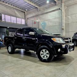 TOYOTA Hilux Caminhonete 3.0 4P SR TURBO DIESEL CABINE DUPLA