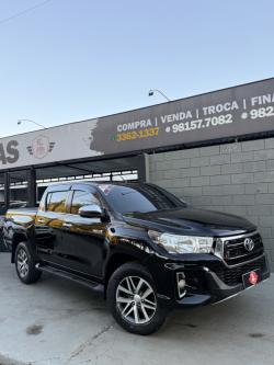 TOYOTA Hilux Caminhonete 2.8 16V SRV 4X4 DIESEL CABINE DUPLA AUTOM�TICO