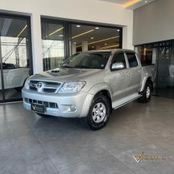 TOYOTA Hilux Caminhonete 3.0 4P 4X4 SRV TURBO DIESEL CABINE DUPLA AUTOM�TICO