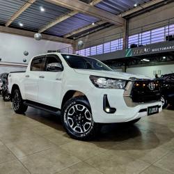 TOYOTA Hilux Caminhonete 2.8 16V SRV 4X4 DIESEL CABINE DUPLA AUTOM�TICO