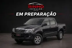 TOYOTA Hilux Caminhonete 2.7 16V 4P SR FLEX CABINE DUPLA AUTOM�TICO